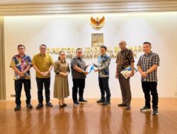 Bupati Minahasa Robby Dondokambey dan Wabup Vasung Melaksanakan Audensi Dengan Sekretaris Dirjen Bina Marga Haeruddin Maddi.