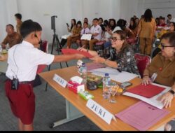 Ketua TP-PKK Minahasa Jadi Juri Lomba Bertutur Tingkat SD, Dorong Budaya Literasi Sejak Dini